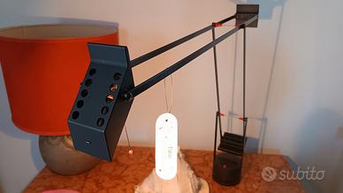 Lampada da tavolo Artemide Tizio 50 nera