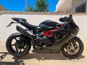 MV Agusta F3 800 - 2021 - SOLO 2100 Km