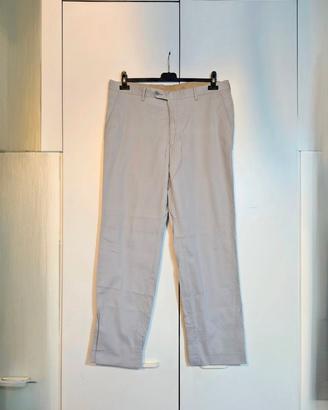 Pantaloni classici da uomo grigi, realizzati su mi