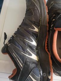 Salomon riparate e rotte con Buon fondo