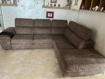 Divano letto con penisola