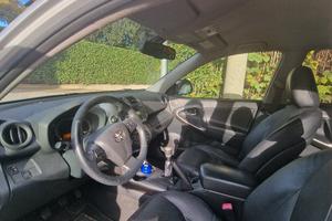 TOYOTA RAV4 Crossover 2.2 D-Cat 177 CV Luxury