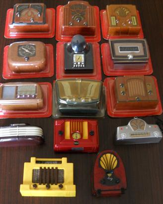 Radio epoca in miniatura lotto di 14 pezzi