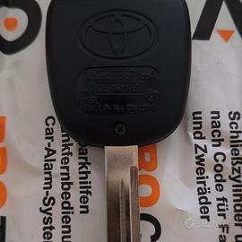 chiave Toyota Yaris originale non codificata 