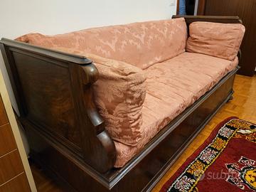 divano cassapanca antico