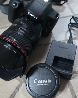 macchina fotografica più obiettivo