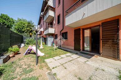 4 LOCALI A REGGIO NELL'EMILIA