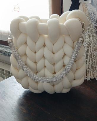 Minibag mashmallow con manico gioiello 