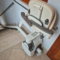 Montascale a poltroncina nuovo