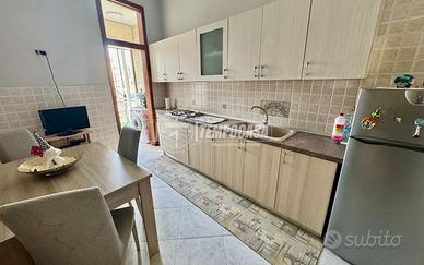 Luminoso Trilocale Arredato - Ad. Stazione Central