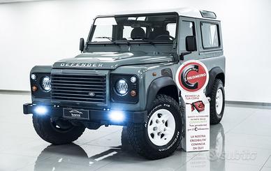 Land Rover Defender 90 2.2 TD4 SW N1 16" LED PEDA