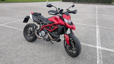 Ducati Hypermotard 950 2019 - 1.698 km