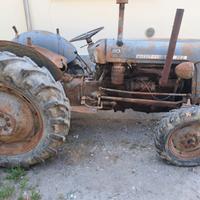 Trattore massey ferguson 35