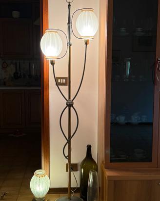 Piantana con due punti luce e Abat jour coordinata