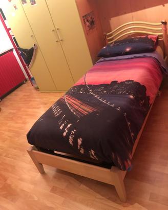 Letto 1 piazza completo di materasso e rete doghe