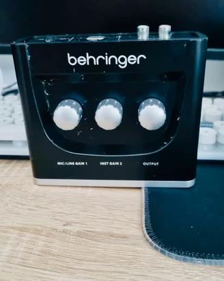 Scheda Audio Behringer + Mixer Karaoke