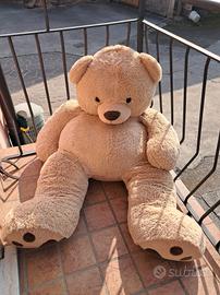 peluche orso gigante