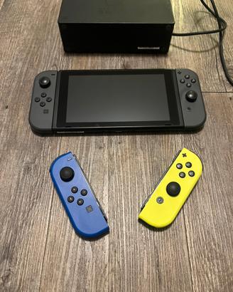 Nintendo Switch 32 GB