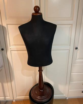 Manichino sartoriale uomo nero con base in legno