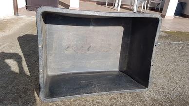 Contenitore in plastica da 160 litri