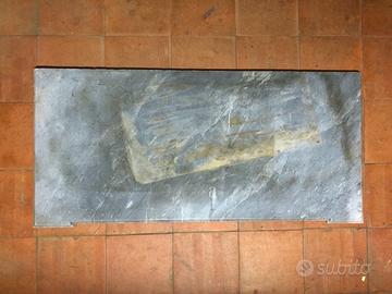 Vecchia lastra pietra per mobile