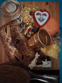 Lotto oggetti vari recuperati da svuota cantina