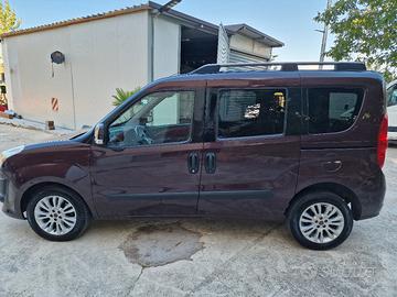fiat doblo emotion