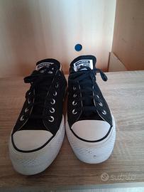 Converse uomo/donna bianche e nere 