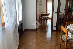 VILLA SINGOLA A PAESE