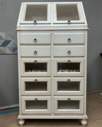 Credenza classica