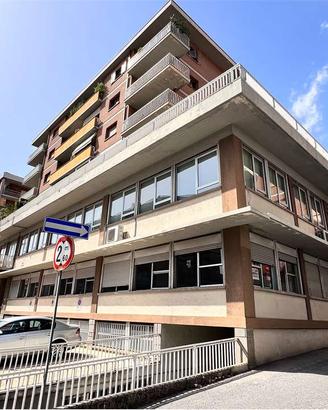 Uffici ambulatori o appartamenti