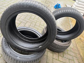 Gomme termiche 225/45/17