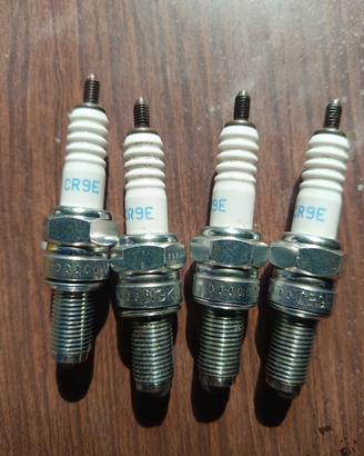 candele motore CR9E NGK