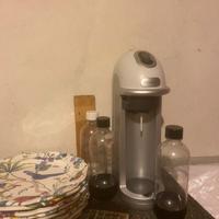 Macchina per gasare acqua