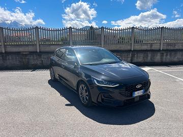 FORD FOCUS ST-LINE