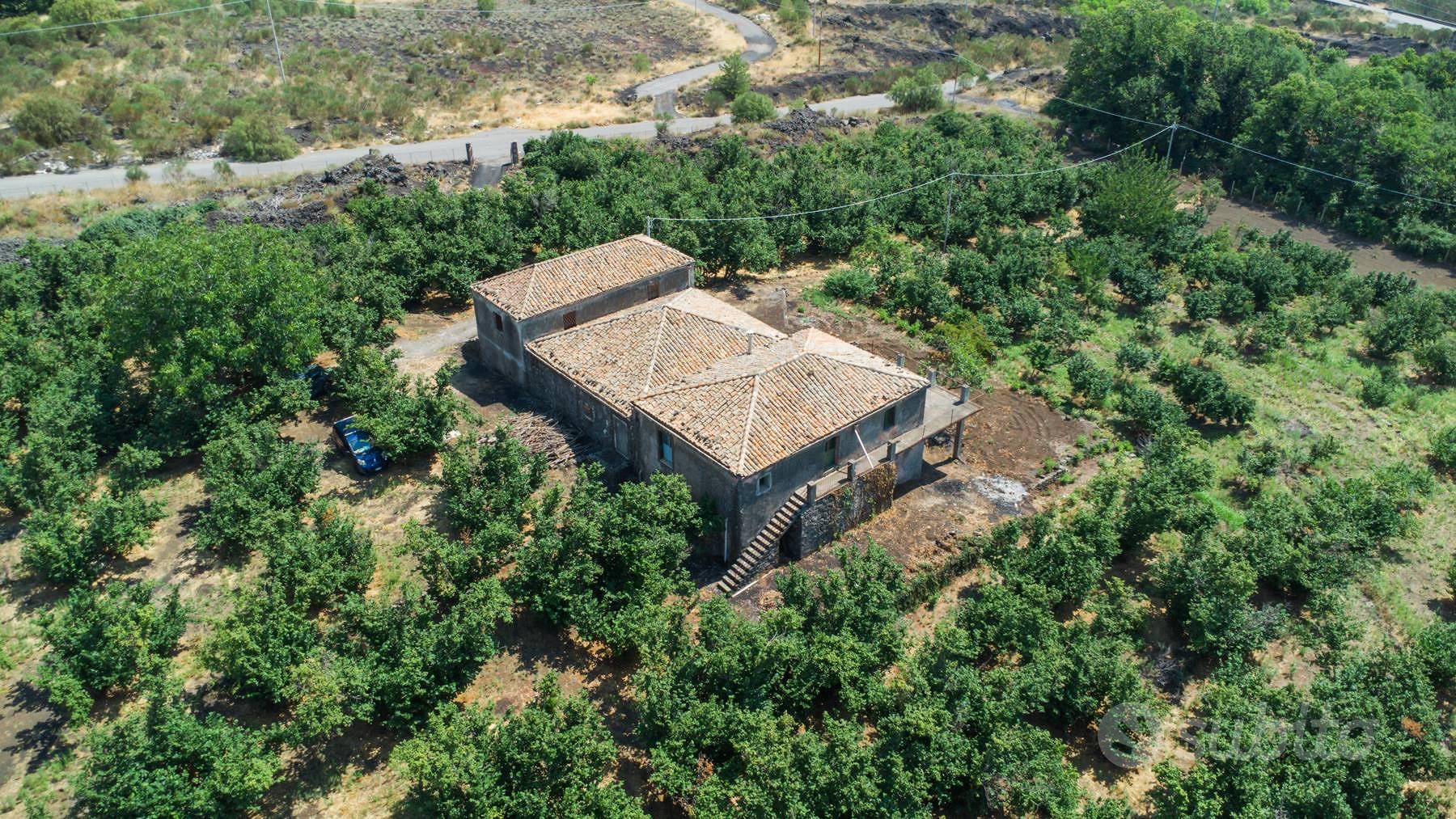 Tenuta - Mascali - Vista 2