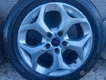 Cerchi   in  lega   Ford R 16