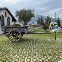 Antico Carro Agricolo in Legno