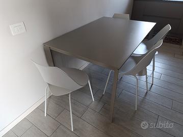 Tavolo allungabile e sedie Bontempi Casa