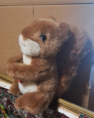 Peluche scoiattolo Trudi