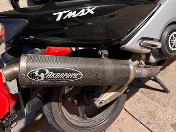 Scarico completo akrapovic