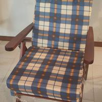 Sedia sdraio con schienale regolabile