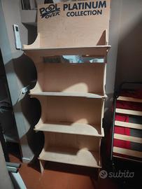 scaffale per negozio 