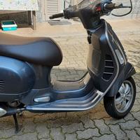 Piaggio Vespa 300 GTS hpe - 2022
