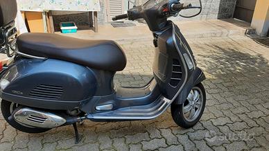 Piaggio Vespa 300 GTS hpe - 2022