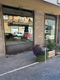 Attività / Licenza di 100 m² con 1 locale a Vellet