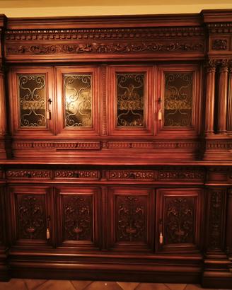 grande credenza in noce con alzata 