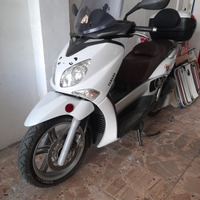 Scooter yamaka 250 4 tempi iniezione perfetto