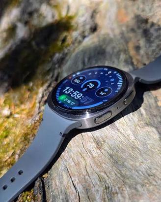 Samsung  Galaxy Watch8 Silver 44mm lte 4G