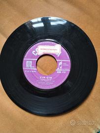 Un Momento Ancora- Cin Cin 45 gir vinile